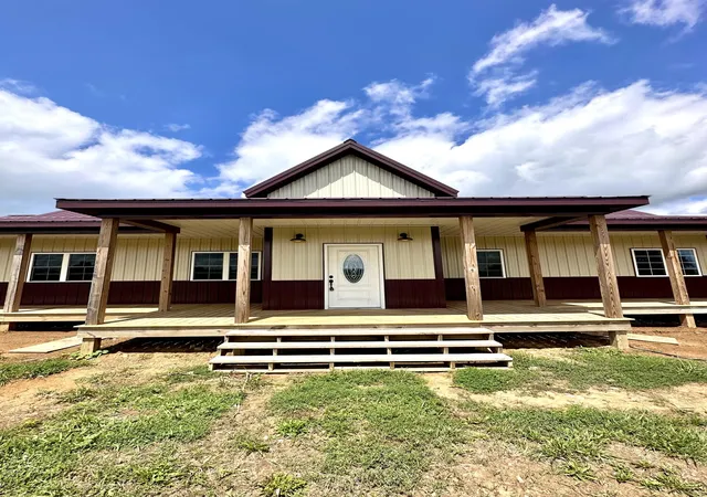 Photo 3 of Single family home for sale at 1502 Cane Run Rd, Carlisle, KY 40311 | MLS# 26018586 | Listing updated on 2026-07-23