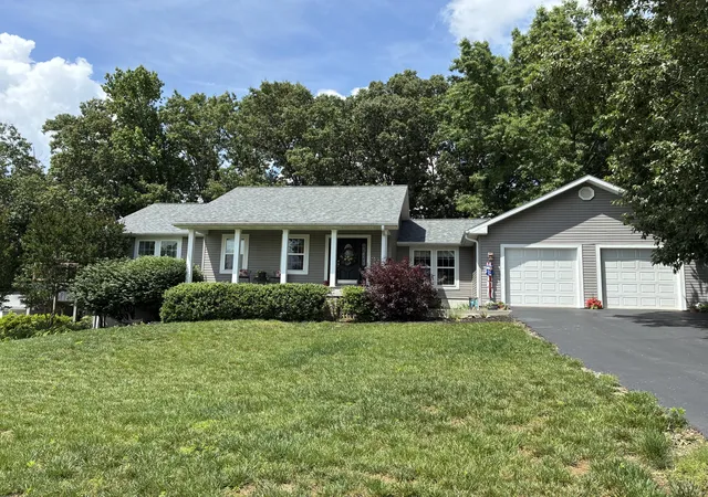 Photo 1 of Single family home for sale at 432 Blue River Rd, Cadiz, KY 42211 | MLS# 26018772 | Listing updated on 2026-07-17