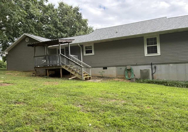 Photo 2 of Single family home for sale at 432 Blue River Rd, Cadiz, KY 42211 | MLS# 26018772 | Listing updated on 2026-07-17