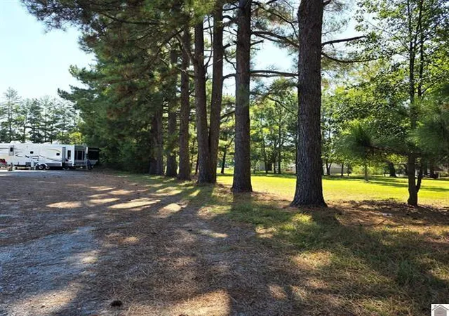 Photo 4 of Land for sale at 5609 Cairo Rd, Paducah, KY 42001 | MLS# 26018642 | Listing updated on 2026-08-07