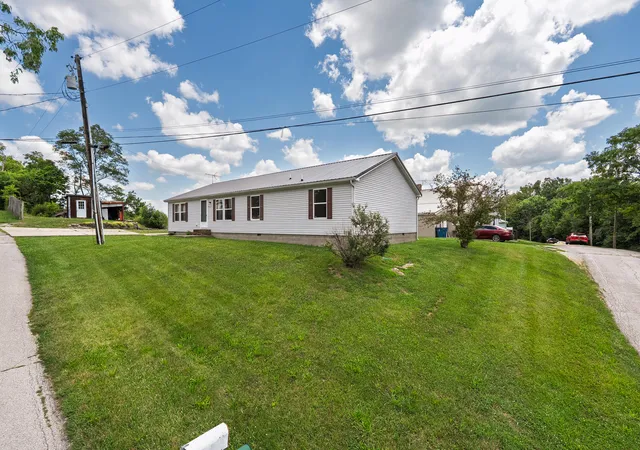 Photo 4 of Sale Pending at 225 Church St, Corinth, KY 41010 | MLS# 26018713 | Listing updated on 2026-08-25