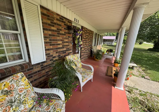 Photo 3 of Single family home for sale at 755 Barnesburg Rd, Somerset, KY 42503 | MLS# 26018698 | Listing updated on 2026-07-16