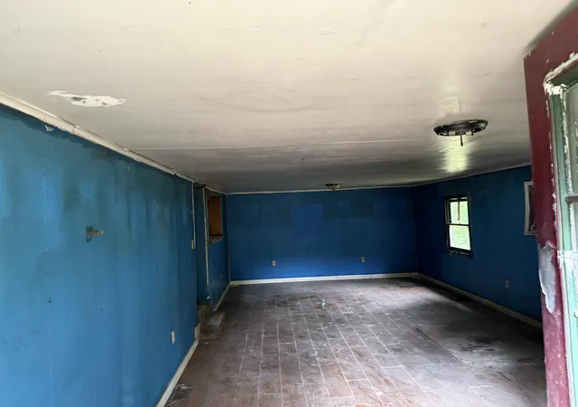 Photo 2 of Sale Pending at 15872 Kentucky 38, Evarts, KY 40828 | MLS# 26018722 | Listing updated on 2026-08-01