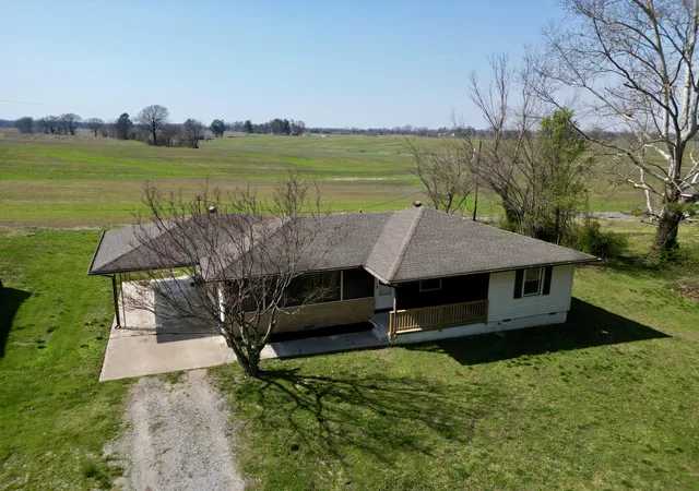 Photo 1 of Single family home for sale at 16155 Us 45, Water Valley, KY 42085 | MLS# 26018742 | Listing updated on 2026-08-19