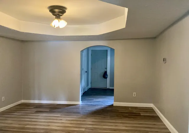 Photo 3 of Single family home for sale at 1011 Race St, Richmond, KY 40475 | MLS# 26018760 | Listing updated on 2026-07-27