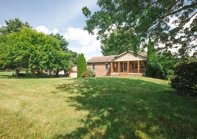 Photo 3 of Sale Pending at 133 Raven Dr, Berea, KY 40403 | MLS# 26019056 | Listing updated on 2026-10-19