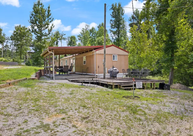 Photo 3 of Sale Pending at 121 Shinbone Dr, Monticello, KY 42633 | MLS# 26018904 | Listing updated on 2026-09-07