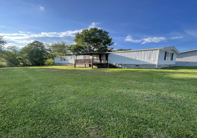 Photo 2 of Single family home for sale at 2573 Kentucky 11, Heidrick, KY 40949 | MLS# 26018801 | Listing updated on 2026-09-30