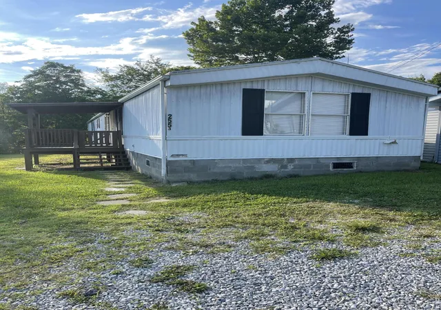 Photo 3 of Single family home for sale at 2573 Kentucky 11, Heidrick, KY 40949 | MLS# 26018801 | Listing updated on 2026-09-30