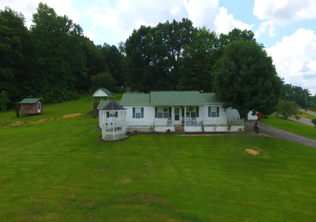 Photo 1 of Single family home for sale at 354 Campbell Rd, Corbin, KY 40701 | MLS# 26019658 | Listing updated on 2026-07-23
