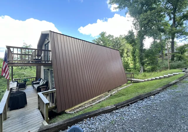 Photo 3 of Sale Pending at 1023 Harbor Springs Rd, Jamestown, KY 42629 | MLS# 26018908 | Listing updated on 2026-08-23