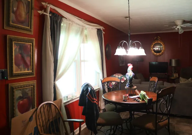Photo 3 of Single family home for sale at 309 Brand St, Mayfield, KY 42066 | MLS# 26018840 | Listing updated on 2026-07-17