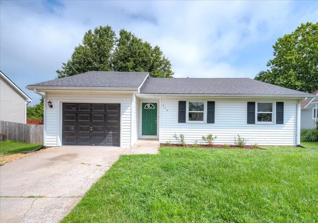 Photo 1 of Sale Pending at 230 Donalynn Dr, Frankfort, KY 40601 | MLS# 26018971 | Listing updated on 2026-09-29
