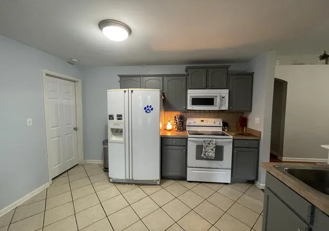 Photo 4 of Single family home for sale at 118 Back Stretch Dr, Georgetown, KY 40324 | MLS# 26018876 | Listing updated on 2026-07-29