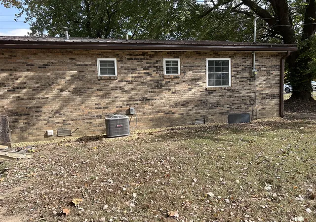 Photo 8 of Sale Pending at 5225 Ky 97, Mayfield, KY 42066 | MLS# 26018902 | Listing updated on 2026-08-21