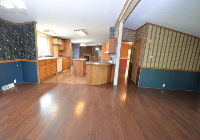 Photo 3 of Sale Pending at 130 Manns Rd, Harrodsburg, KY 40330 | MLS# 26018913 | Listing updated on 2026-07-25