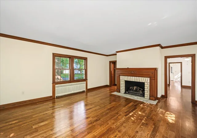 Photo 3 of Single family home for sale at 207 Paul Sawyier Dr, Frankfort, KY 40601 | MLS# 26018961 | Listing updated on 2026-07-27