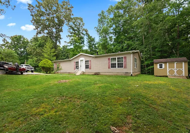 Photo 1 of Single family home for sale at 75 Walnut Dr, Cadiz, KY 42211 | MLS# 26019651 | Listing updated on 2026-08-14
