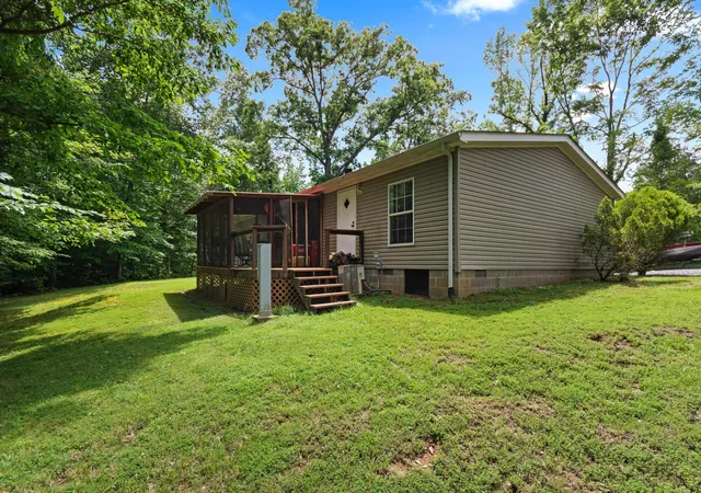 Photo 2 of Single family home for sale at 75 Walnut Dr, Cadiz, KY 42211 | MLS# 26019651 | Listing updated on 2026-08-14