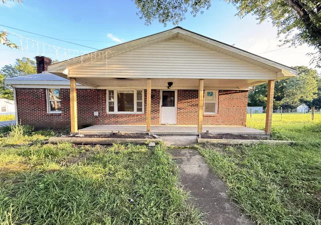 Photo 9 of Single family home for sale at 1481 Maxey Valley Rd, Hustonville, KY 40437 | MLS# 26018918 | Listing updated on 2026-08-21