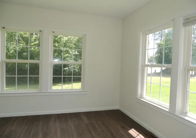 Photo 4 of Single family home for sale at 308 E College St, Mayfield, KY 42066 | MLS# 26019160 | Listing updated on 2026-09-03