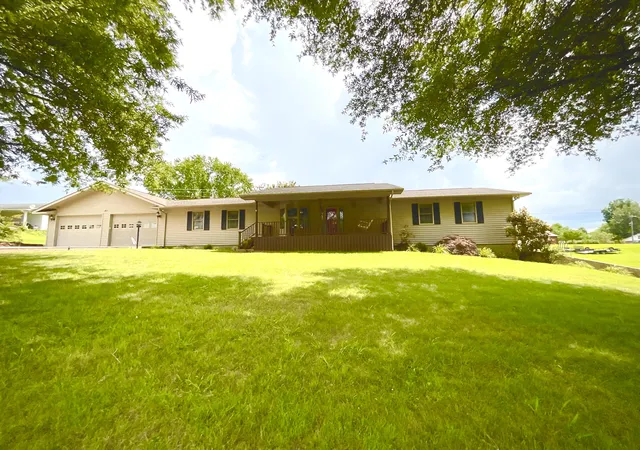 Single family home for sale at 43 Collie Ln, Eubank, KY 42567 | MLS# 26018939
