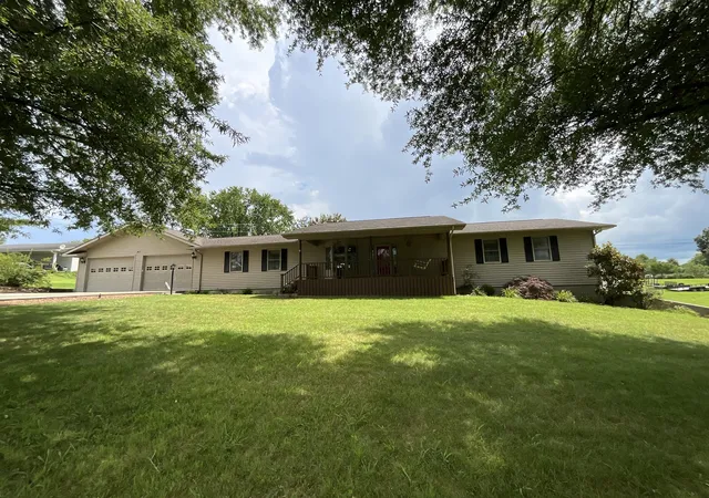 Photo 2 of Single family home for sale at 43 Collie Ln, Eubank, KY 42567 | MLS# 26018939 | Listing updated on 2026-09-29