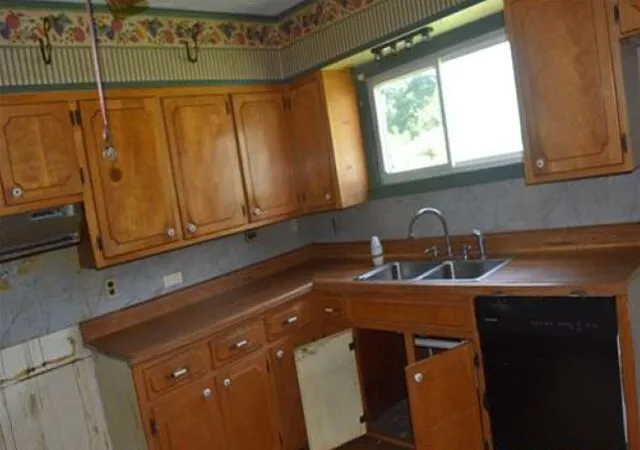 Photo 4 of Single family home for sale at 186 Exchange St, Wingo, KY 42088 | MLS# 26018946 | Listing updated on 2026-07-17