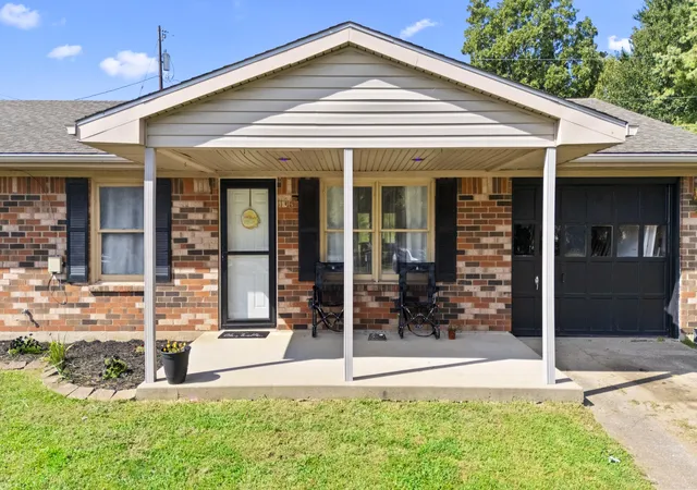 Photo 2 of Single family home for sale at 1106 Pocahontas Ct, Georgetown, KY 40324 | MLS# 26020561 | Listing updated on 2026-08-28