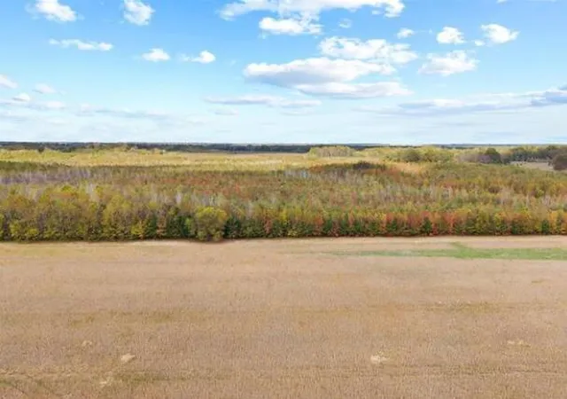 Photo 4 of House for sale at 4755 Cold Springs Rd, West Paducah, KY 42086 | MLS# 26018999 | Listing updated on 2026-07-31
