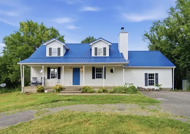 Photo 2 of Sale Pending at 355 Harlow Ln, Harrodsburg, KY 40330 | MLS# 26019041 | Listing updated on 2026-09-18