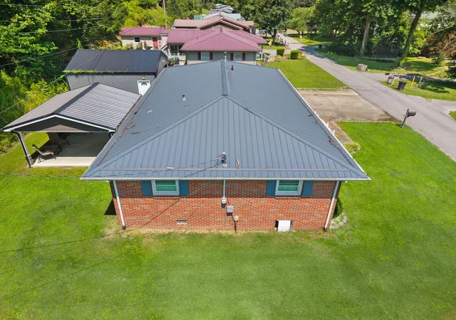 Photo 3 of Single family home for sale at 171 Clark Dr, Prestonsburg, KY 41653 | MLS# 26019028 | Listing updated on 2026-08-03