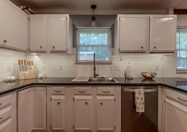 Photo 3 of Single family home for sale at 10 Poplar Ln, Morehead, KY 40351 | MLS# 26019034 | Listing updated on 2026-07-31