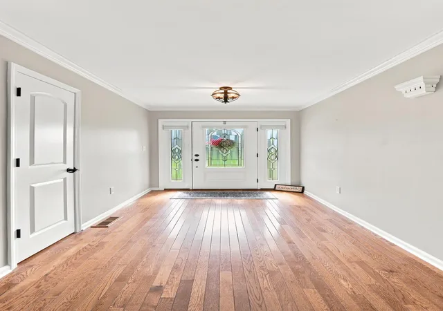 Photo 1 of Single family home for sale at 121 Kyabram Dr, Benton, KY 42025 | MLS# 26019058 | Listing updated on 2026-07-18