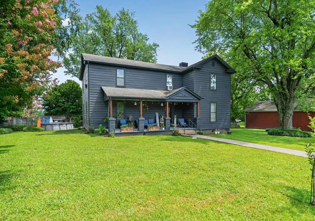 Photo 3 of Single family home for sale at 425 Main St, Cerulean, KY 42215 | MLS# 26019060 | Listing updated on 2026-09-12