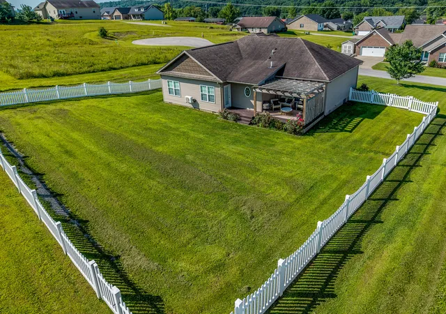 Photo 2 of Single family home for sale at 37 Grayson Dr, Morehead, KY 40351 | MLS# 26019124 | Listing updated on 2026-09-02