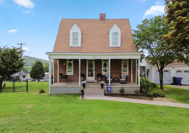 Photo 1 of Single family home for sale at 507 Newton St, Ferguson, KY 42533 | MLS# 26019101 | Listing updated on 2026-10-26