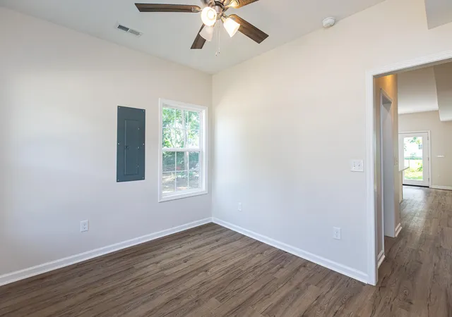 Photo 2 of Single family home for sale at 716 Harrison Tr, Lexington, KY 40505 | MLS# 26019214 | Listing updated on 2026-08-18