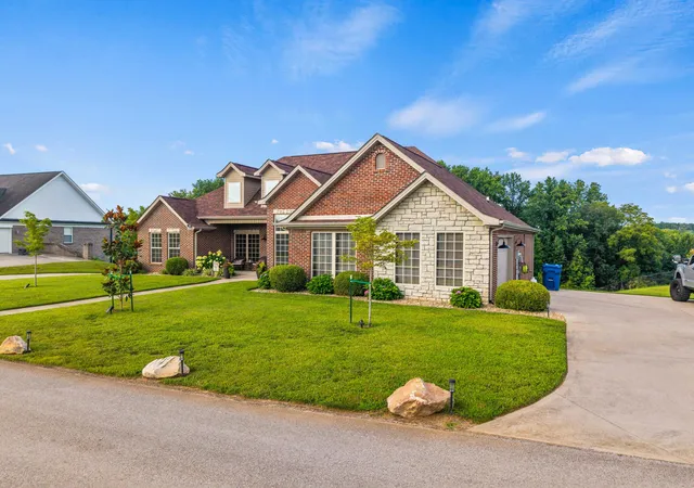 Photo 3 of Single family home for sale at 367 Natures Valley Dr, Somerset, KY 42503 | MLS# 26019141 | Listing updated on 2026-09-01