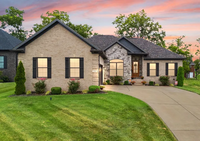 Photo 1 of Single family home for sale at 184 Cherokee Dr, Shelbyville, KY 40065 | MLS# 26019173 | Listing updated on 2026-09-10