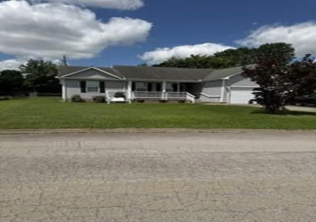Photo 2 of Single family home for sale at 138 Double Tree Ct, Mount Sterling, KY 40353 | MLS# 26019773 | Listing updated on 2026-07-30