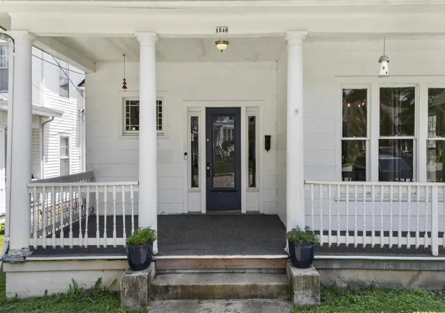 Photo 3 of Sale Pending at 1546 Cypress St, Paris, KY 40361 | MLS# 26019285 | Listing updated on 2026-09-16