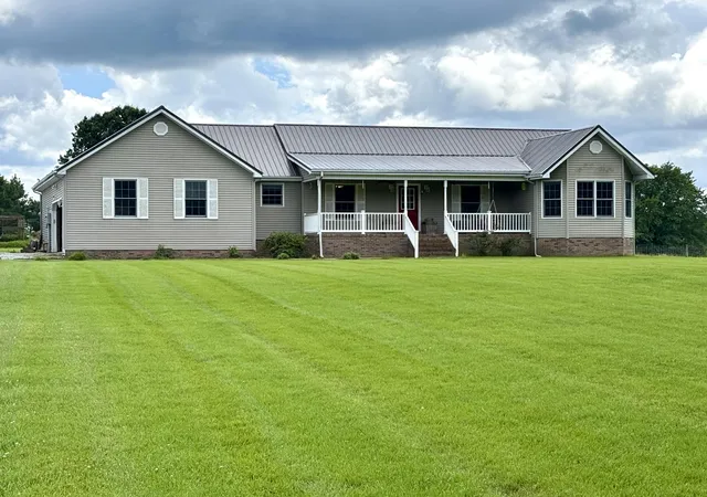 Single family home for sale at 153 Webster Ln, Calvert City, KY 42029 | MLS# 26020163