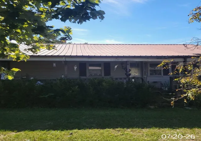 Photo 2 of Single family home for sale at 120 Kerrville 2 Ln, Paris, KY 40361 | MLS# 26019167 | Listing updated on 2026-08-24