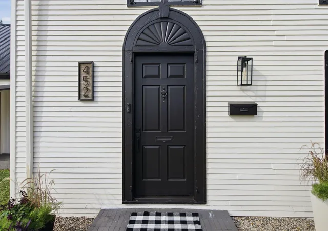 Photo 2 of Sale Pending at 452 Parkway Dr, Lexington, KY 40504 | MLS# 26019903 | Listing updated on 2026-10-16