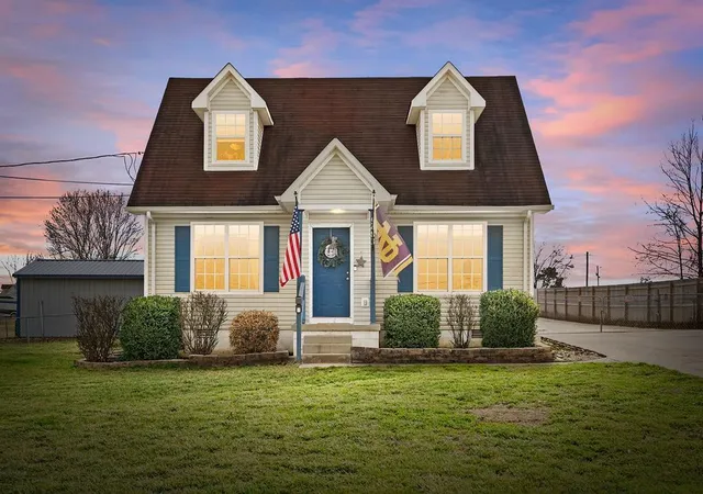 Photo 1 of Single family home for sale at 5483 Roaring Springs Rd, Cadiz, KY 42211 | MLS# 26023101 | Listing updated on 2026-09-08
