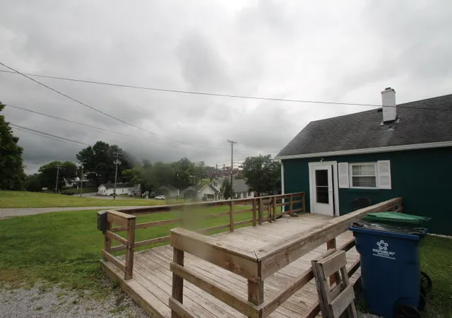 Photo 3 of Single family home for sale at 449 Mooreland Ave, Harrodsburg, KY 40330 | MLS# 26019195 | Listing updated on 2026-08-28