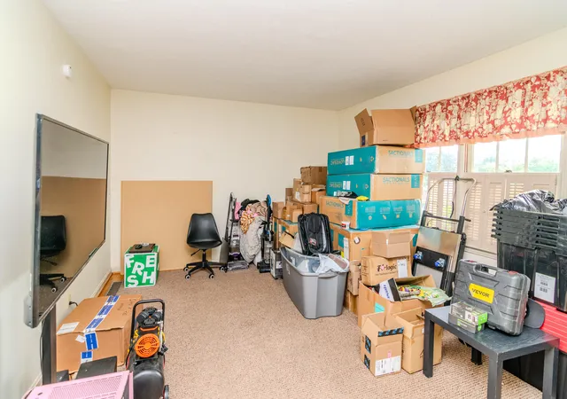 Photo 4 of Single family home for sale at 318 Senate Dr, Frankfort, KY 40601 | MLS# 26019692 | Listing updated on 2026-08-11
