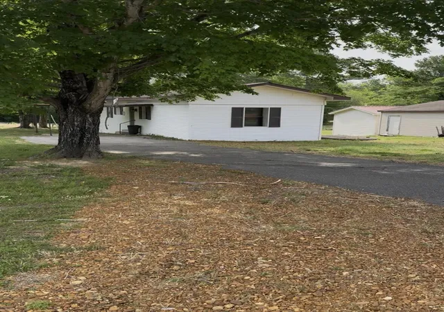 Photo 3 of Multi family home for sale at 93/105 Deerpath Trl #93,105, Murray, KY 42071 | MLS# 26019200 | Listing updated on 2026-08-18
