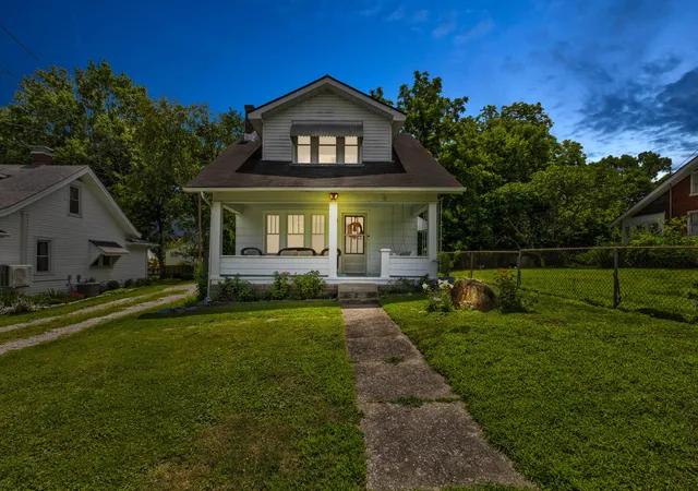Photo 1 of Sale Pending at 13 Long Ave, Winchester, KY 40391 | MLS# 26019206 | Listing updated on 2026-09-08